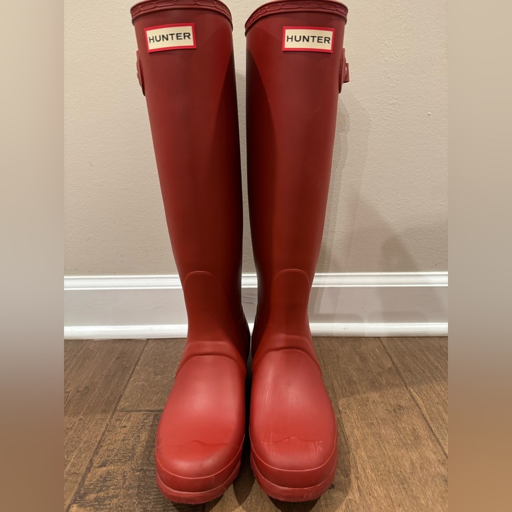 Hunter Original Tall Rain Boots – Red – Size US 8